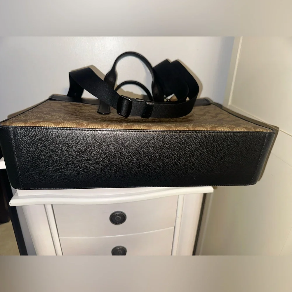 Coach Sullivan Portfolio Briefcase!